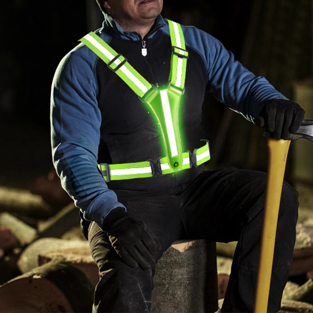 Adjustable LED Reflective Vest Rechargeable Running Gear with Night Light Green