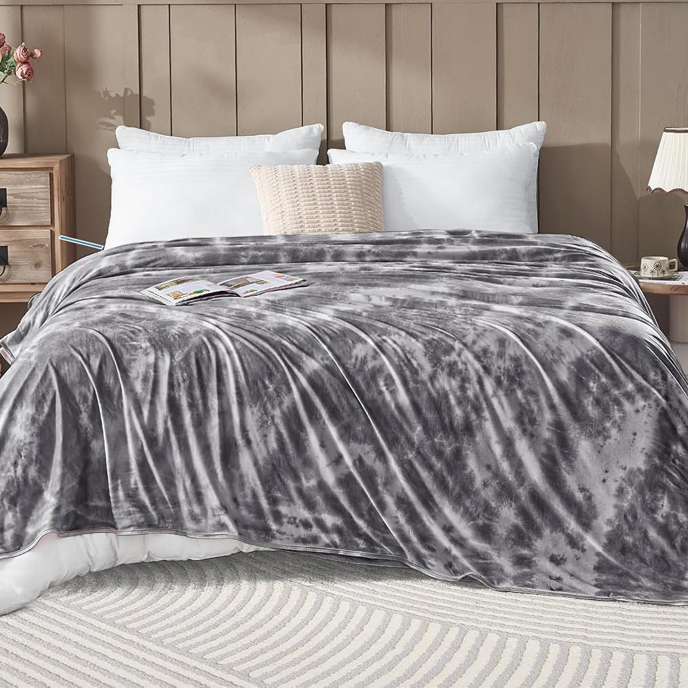 Cooling Summer Blanket Lightweight Cold Throw for Hot Sleepers Gray
