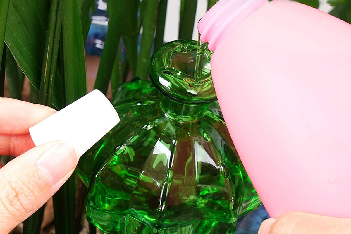 4Pcs Self Watering Globes Automatic Plant Watering Stakes for Indoor Outdoor Potted Plants-Green