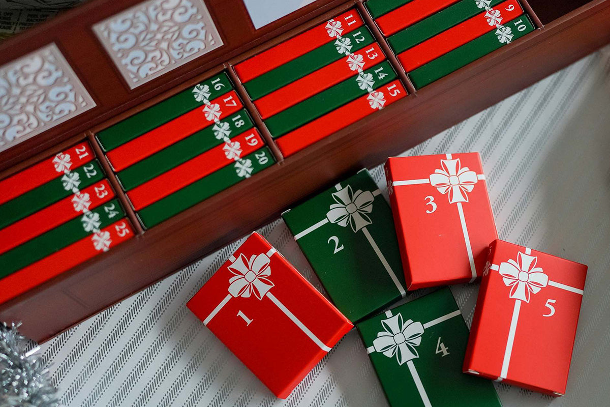 Mini Book Advent Calendar with 25 Book Ornaments for Christmas Countdown Holiday Decorations -Brown