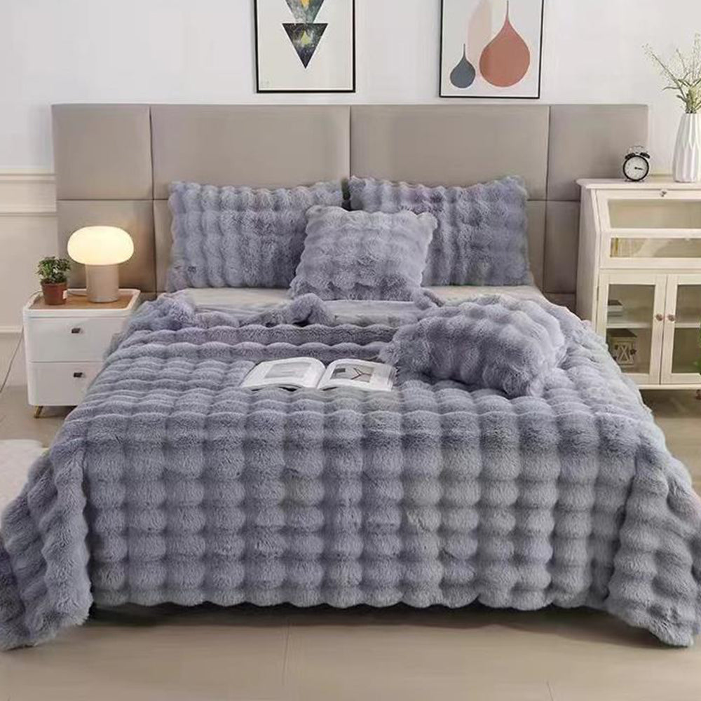 Soft Faux Fur Throw Blanket Decorative Cozy Blanket Reversible Puffy Winter Warm Blanket Light Gray