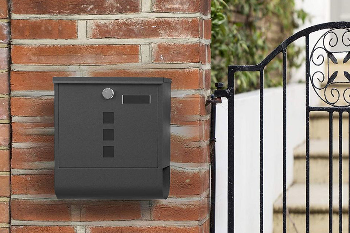 Wall Mounted Large Capacity Metal Mailbox with Key Lock Rust-Resistant Parcel Post Box