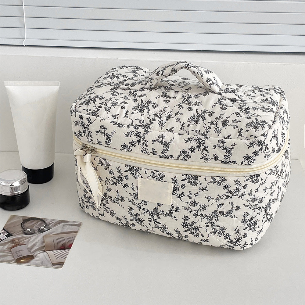 Large Travel Make Up Organizer Bag Floral Cute Cosmetic Bag for Women Girls Aesthetic Toiletry Bag Black