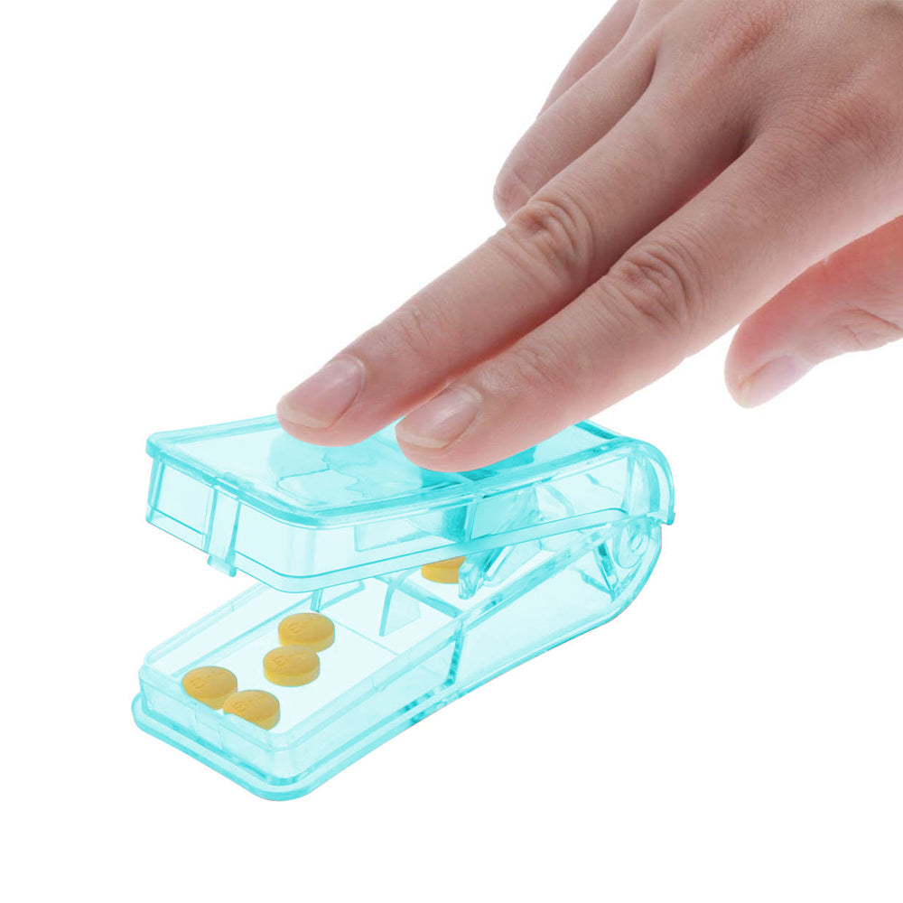 Set of 3Pcs Portable 2-in-1 Pill Cutter Guard Mini Pill Splitter Small Large Tablet Divider Pill Case