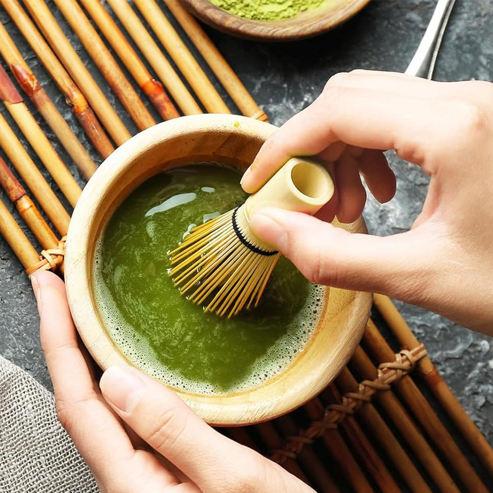 Matcha Whisk Set �Starter Kit with Sifter Bamboo Scoop & Whisk