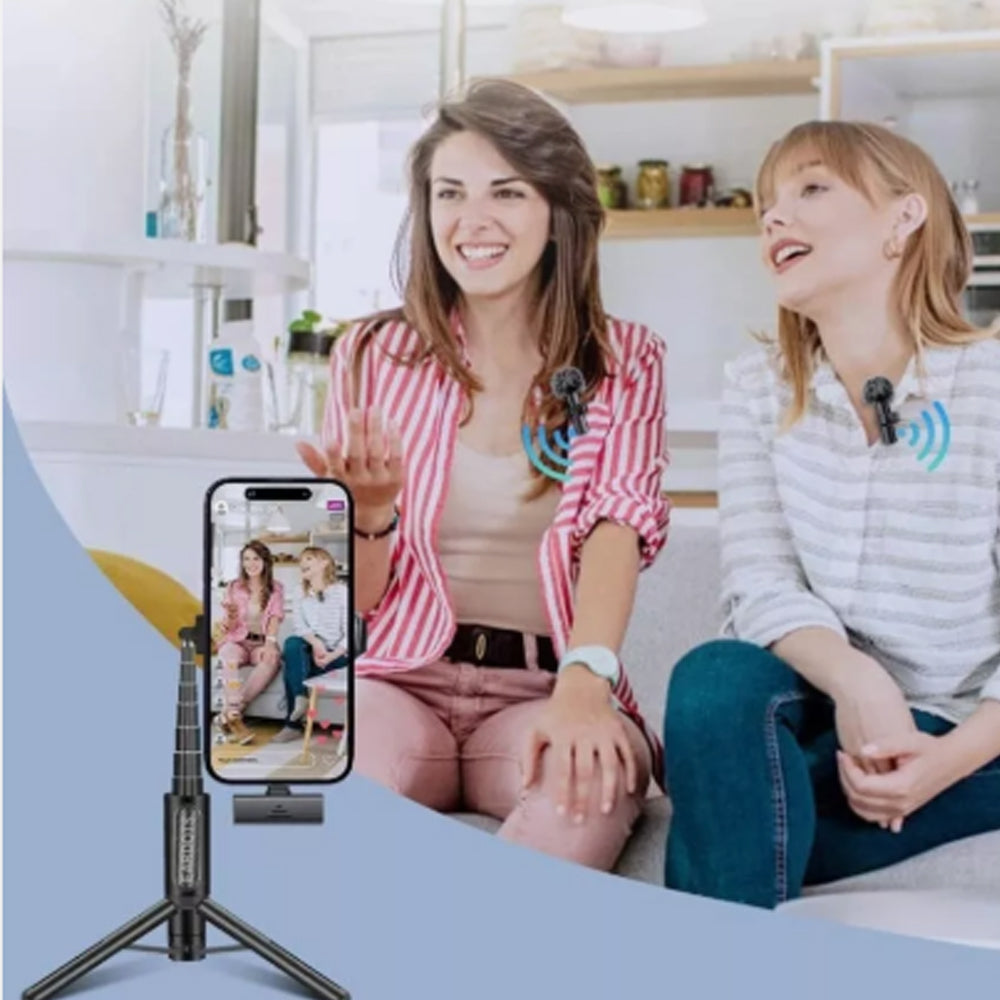2-in-1 Wireless Lavalier Microphone Plug-Play Lapel Microphone for Recording Vlog Livestream