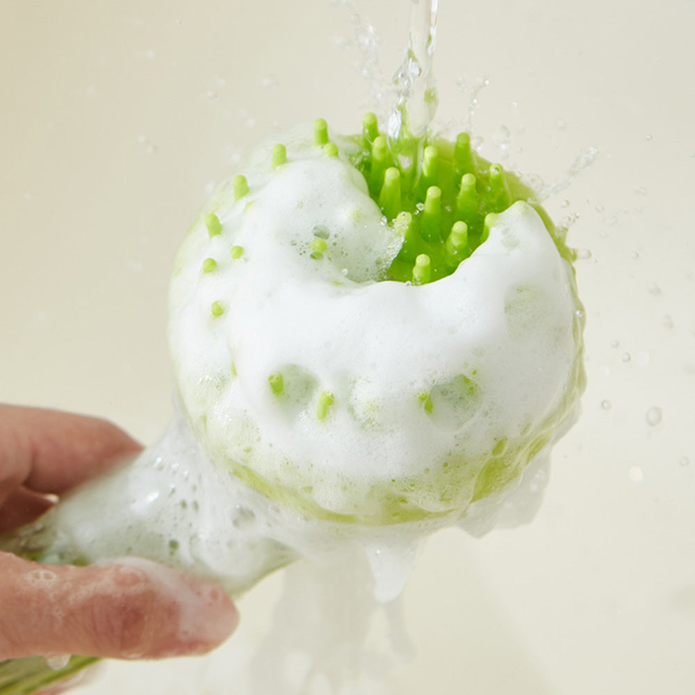 2-in-1 Pet Bath Brush with Built-in Shampoo Dispenser Dog Shampoo Bubble Maker Dog Cat Bathing Grooming Tool Green