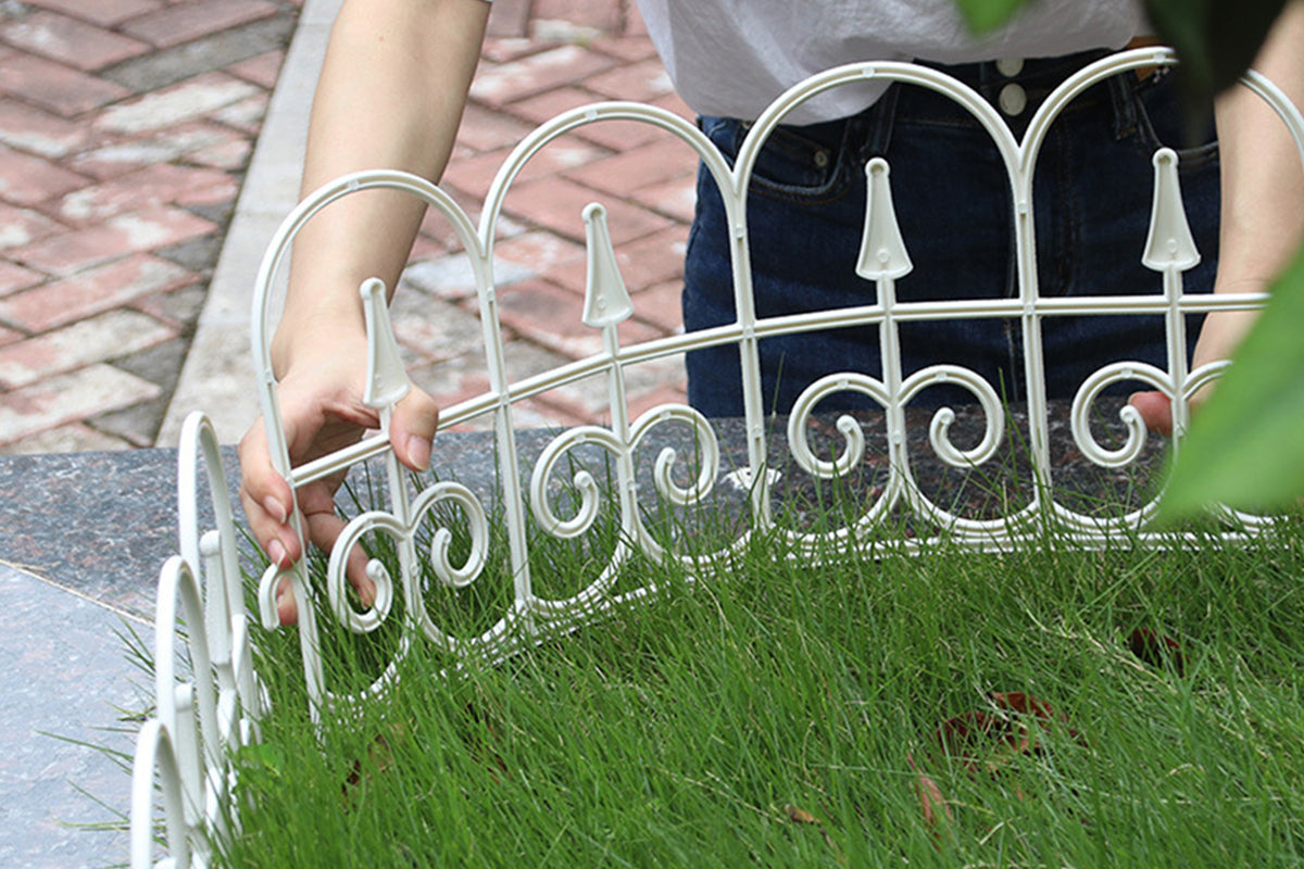 4 pcs Garden Plastic Fence Border Edging Panel Lawn Covers Yard-White