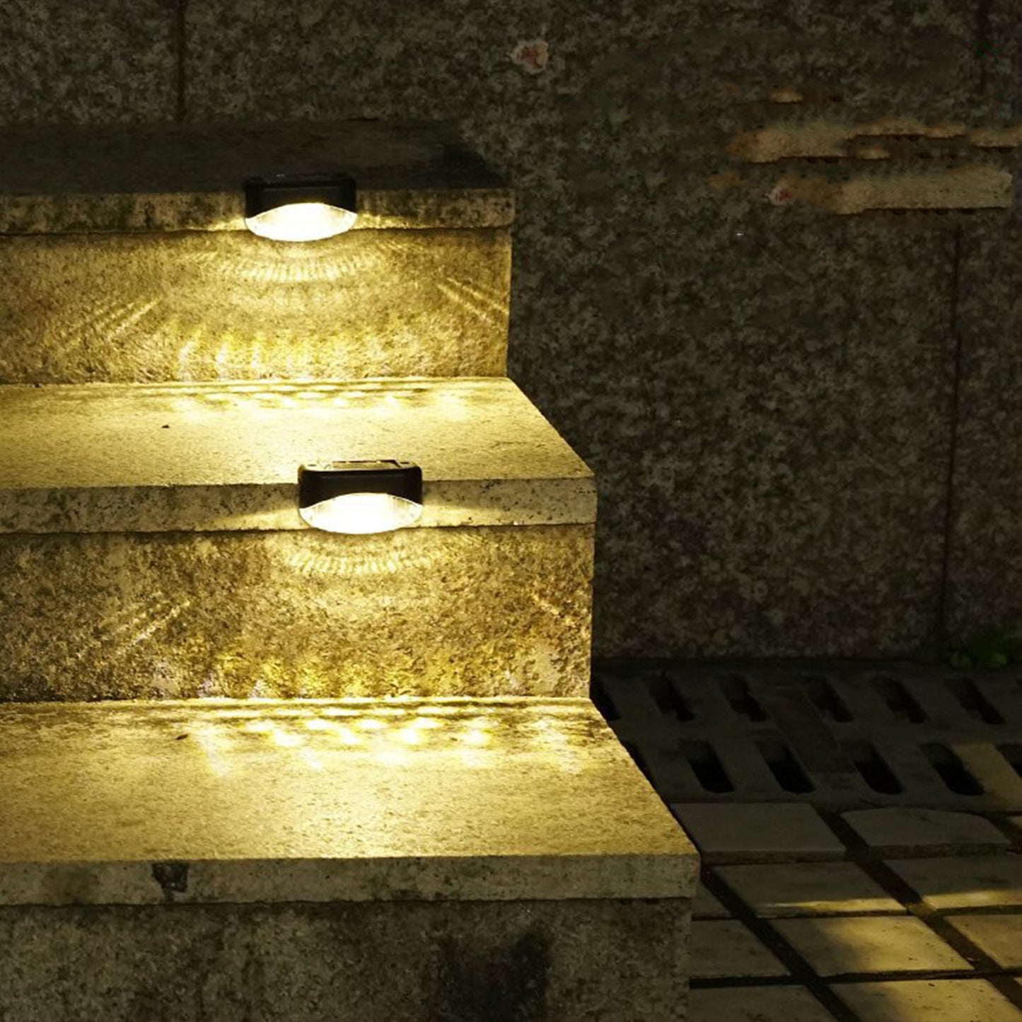 4Pcs Solar Waterproof Fence Yard Lamp Lamp Deck Lights Wall Landscape Lamp -Warm White