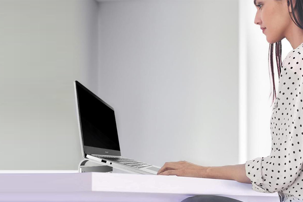 Laptop Stand Foldable Portable Desktop Holder for 10-18 inch MacBook-Silver
