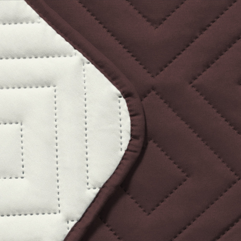 Recliner Chair Cover Water-resistant Reversible Quilted Recliner Chair Cover Sofa Slipcover with Non Slip Strap Couch Protector - Brown