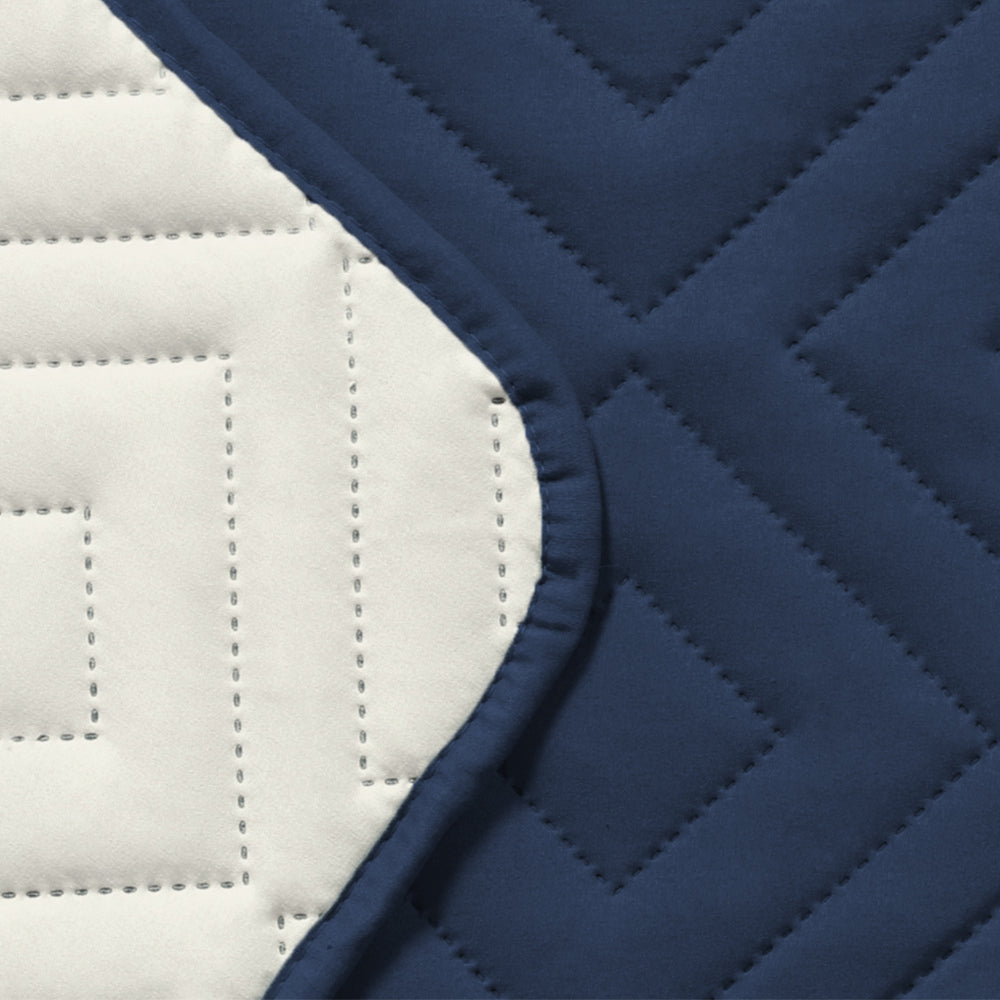 Waterproof Reversible Quilted Sofa Cover with Non Slip Strap for Single-Seat Navy