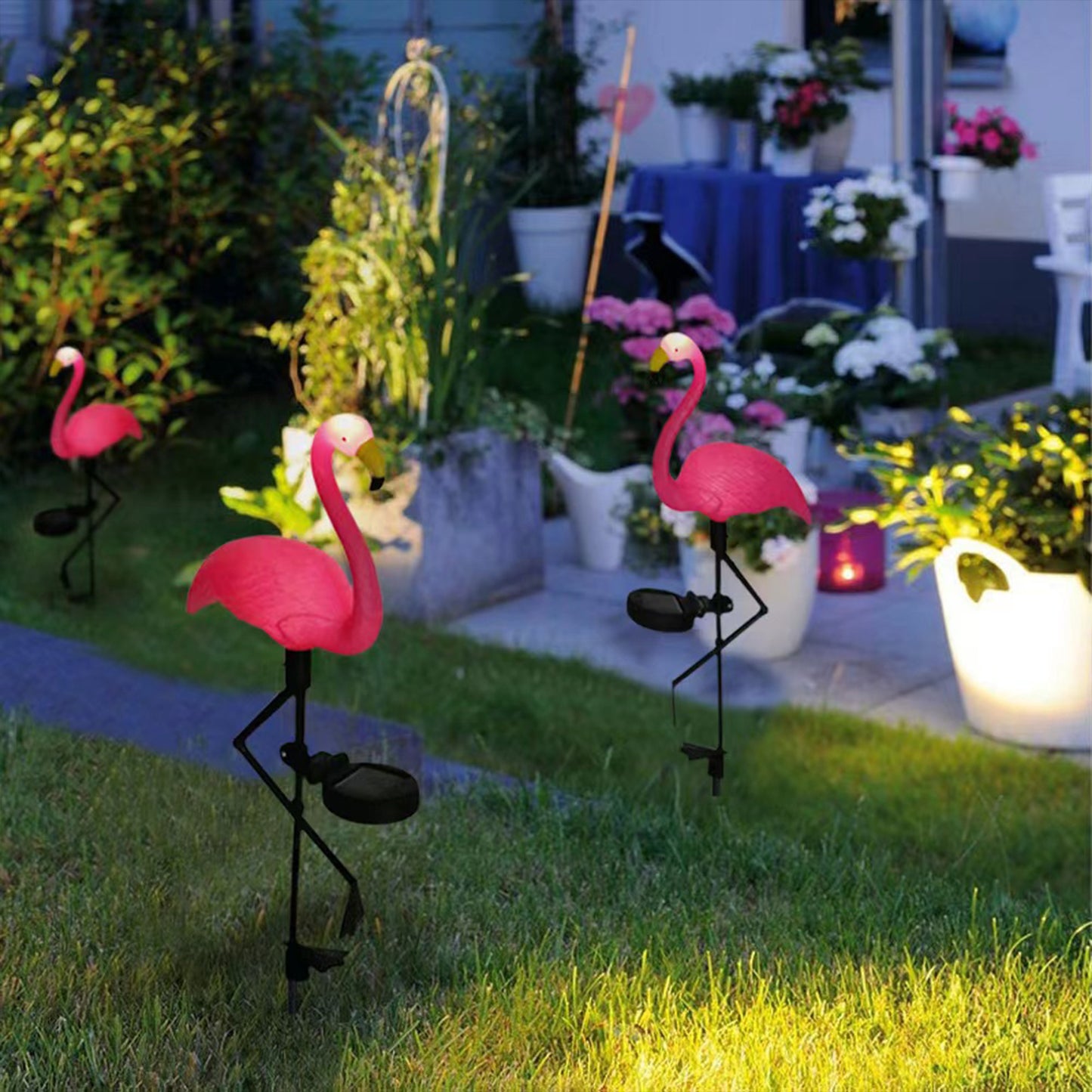 2Pcs Outdoor Lawn Decor Solar Lights Flamingos Garden Decor Lights
