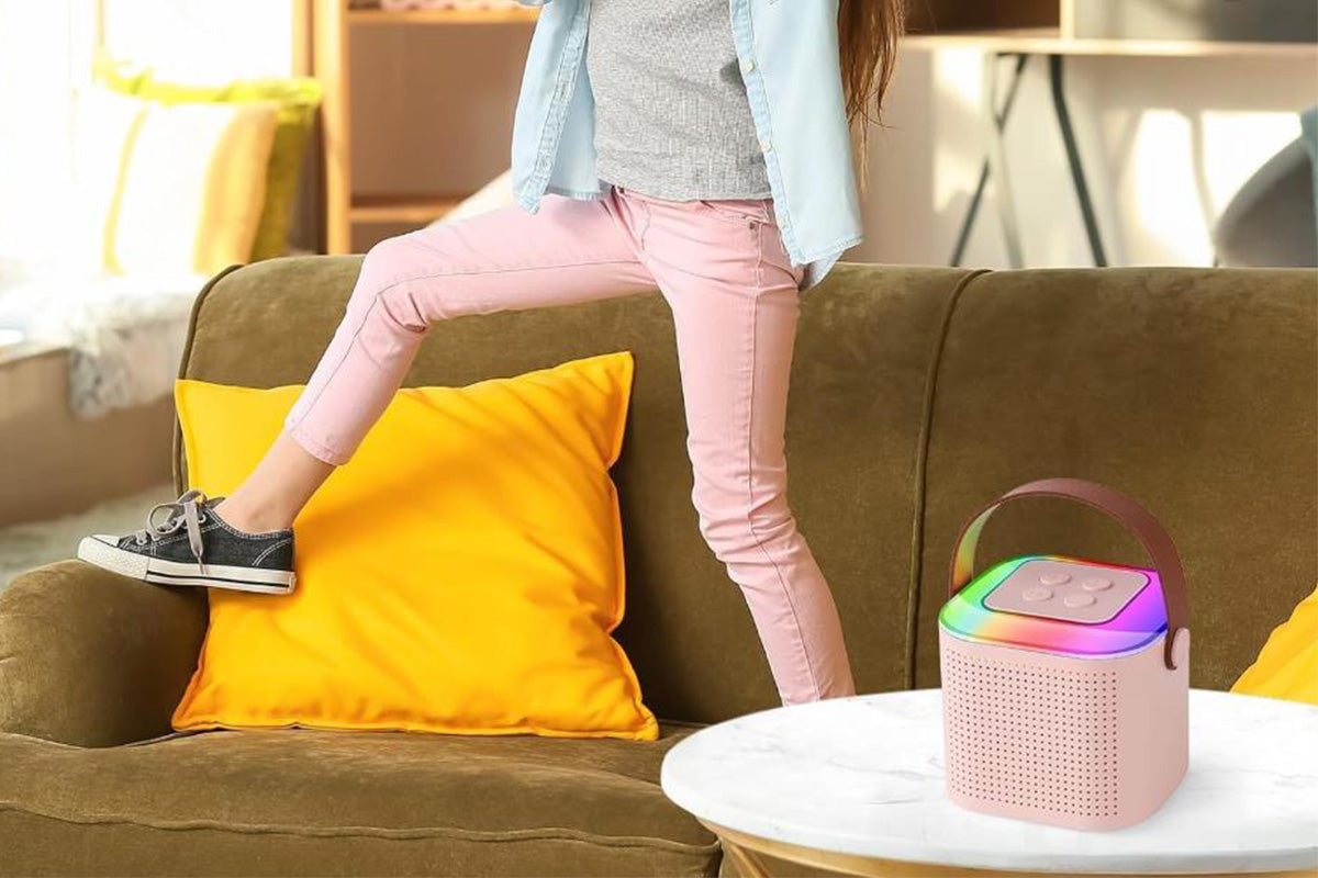 Bluetooth Mini Karaoke Machine Karaoke Speaker with 2 Wireless Microphones and Party Lights for Family Birthday Gifts -Pink