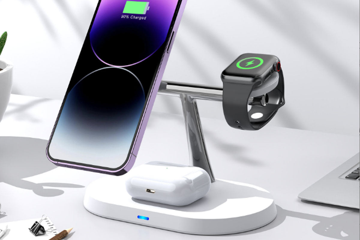 15W Wireless 3-in-1 Fast Charging Station for iPhone Samsung Airpods Apple Watch-White