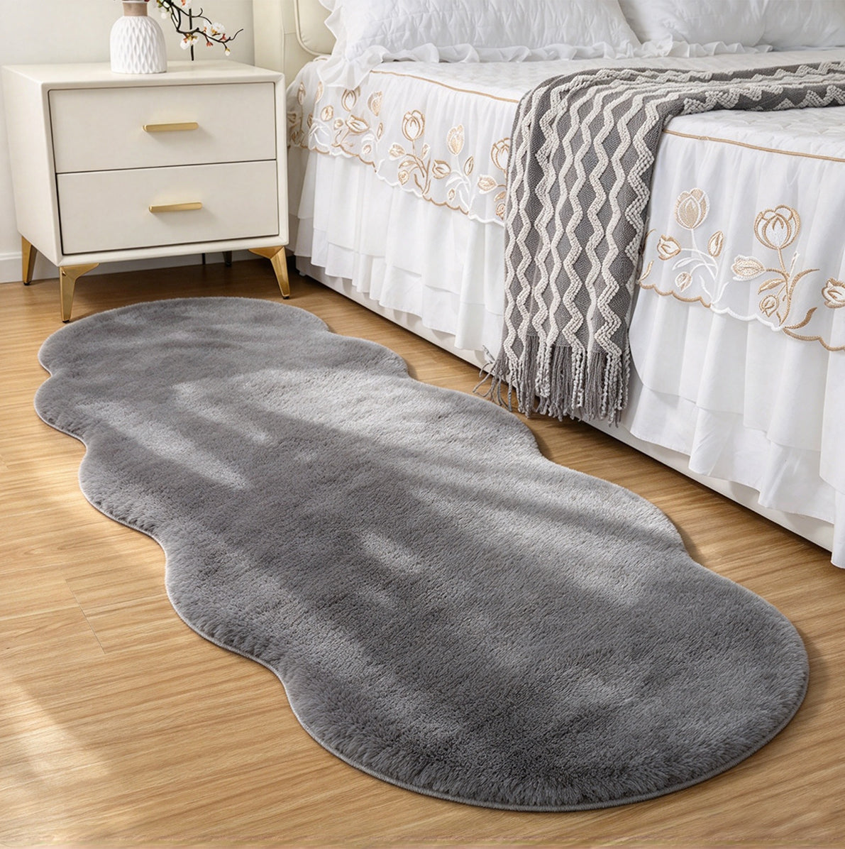 Soft Faux Rabbit Fur Rug for Bedroom Living Room and Bedside - Grey