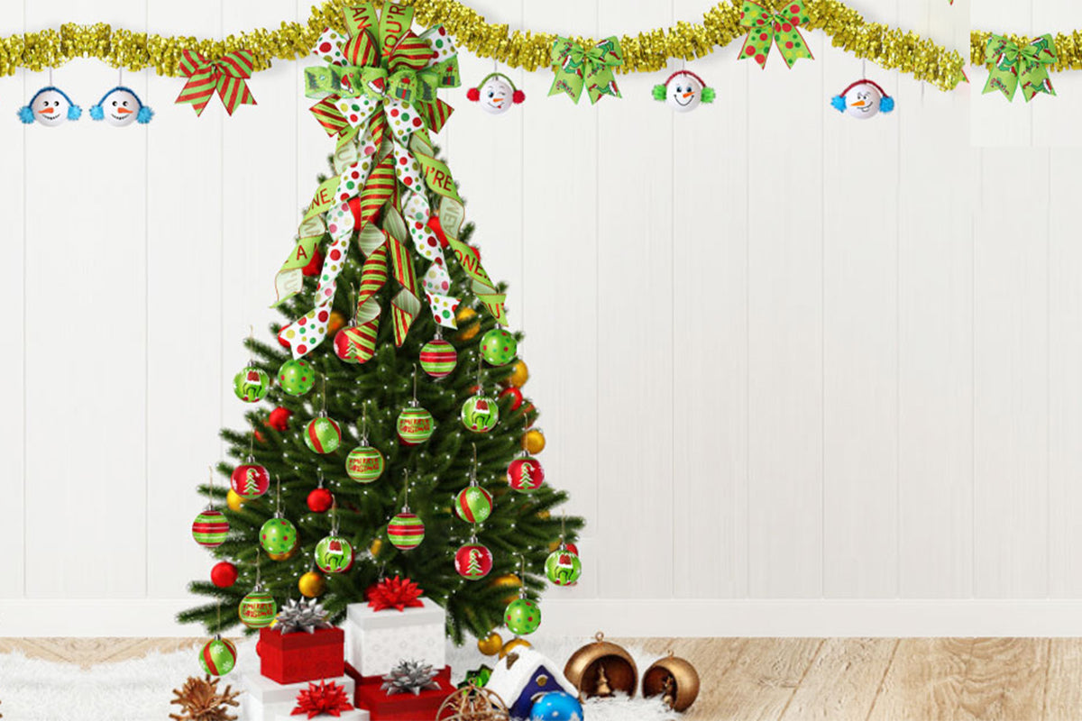 12Pcs Christmas Ball Ornaments for Christmas Tree Decorations 6cm Red and Green Glittering Hanging Bulbs Pendants