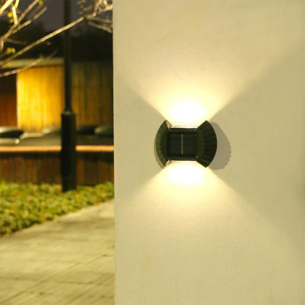 Solar Wall Light 4Pcs 2LED Solar Wall Lamp Shell Garden Night Lights -Warm white