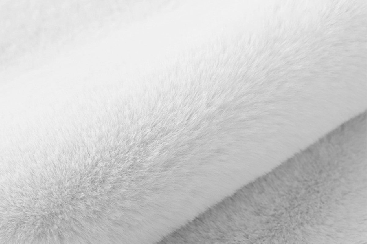 Bear Shaped Carpet Modern Luxury Plush Rugs for Living Room Home Decor-White