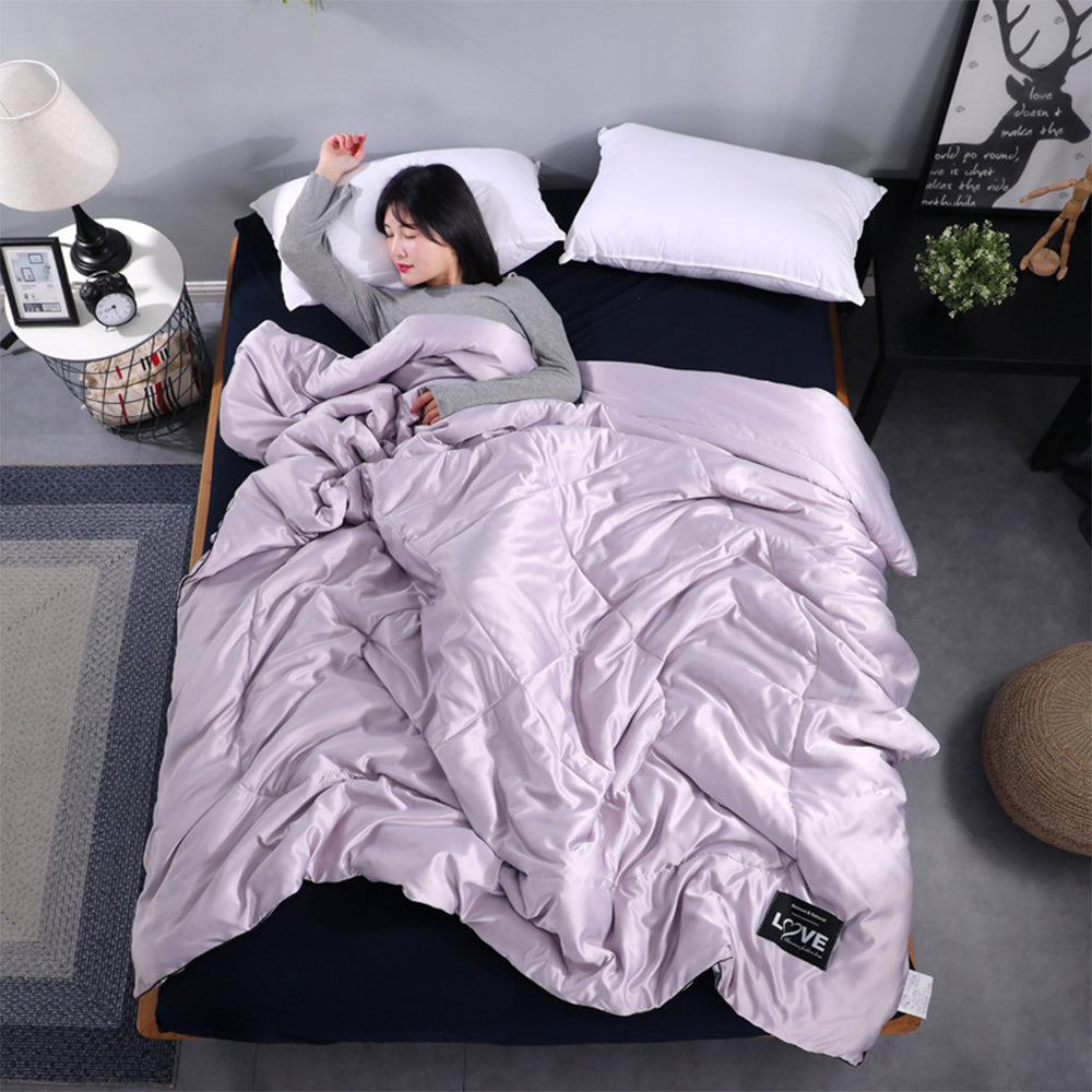 Silk Imitation Summer Cool Air Condition Quilt Washable Quilt Light Purple