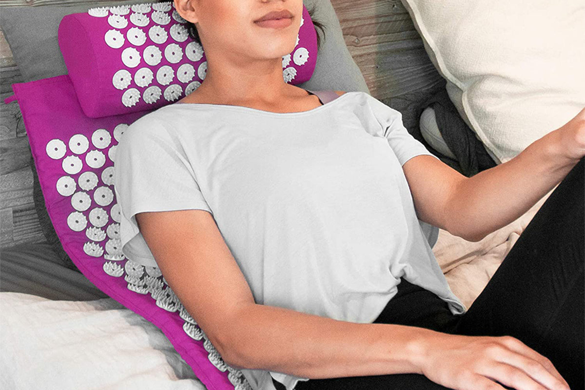 Back and Neck Pain Relief Acupressure Mat and Pillow Set-Purple