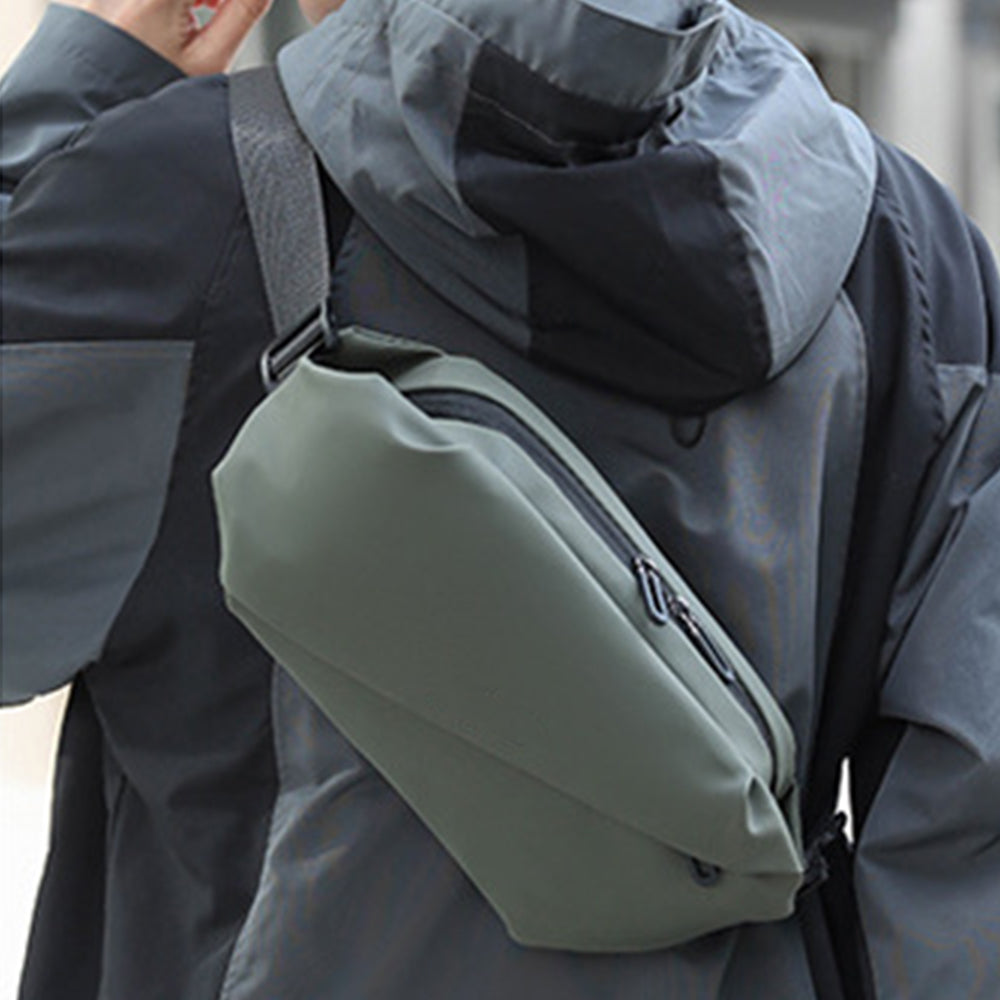 Travel Sling Bag Stylish Crossbody Bag Water-resistant Shoulder Bag for Sport Work Hiking Green