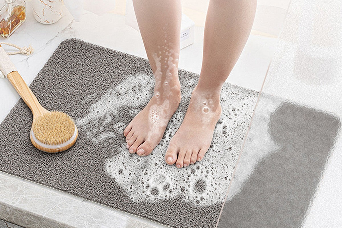 Anti-Slip Loofah Bathroom Mats Quick Drying Bath Tub Mat With Drain-Grey