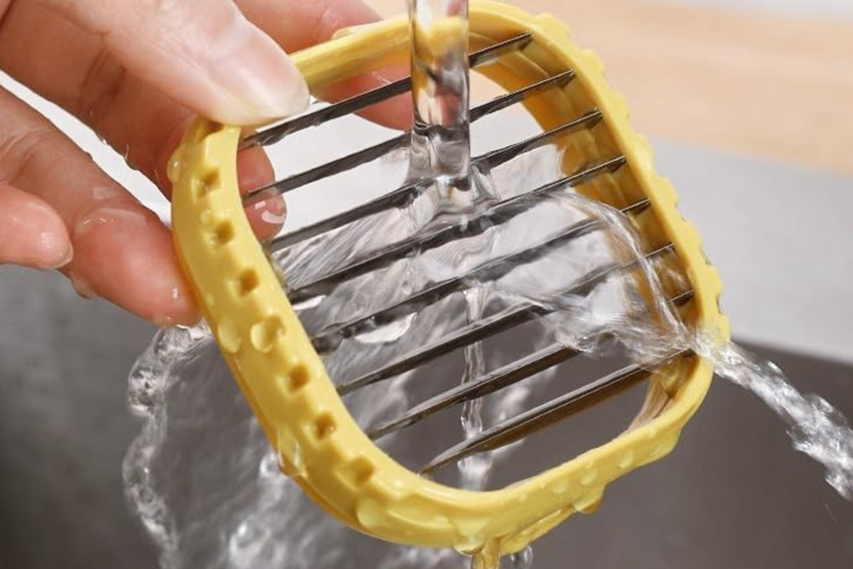 2-in-1 Kitchen Fruit Slicer Cup with Removable Blade and Push Plate for Strawberry Banana -Yellow