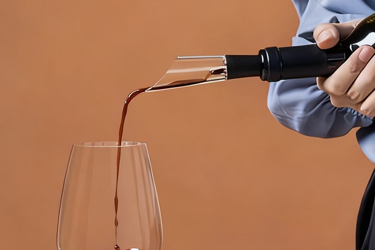 4Pcs Electric Wine Opener Set with Aerator Foil Cutter and Vacuum Stopper