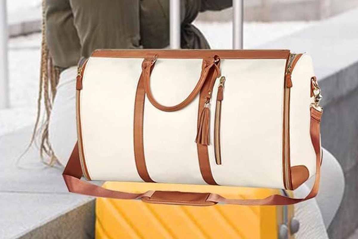 Water-Resistant Garment Duffle Bag Duffle Bag PU Leather Travel Bag -Beige