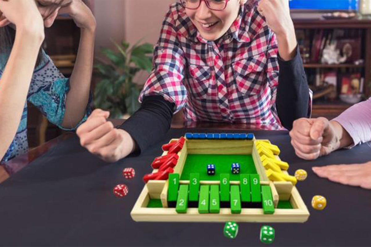 Wooden Shut The Box Dice Game Drinking Dice Toy Family Traditional Game Puzzle Board Game