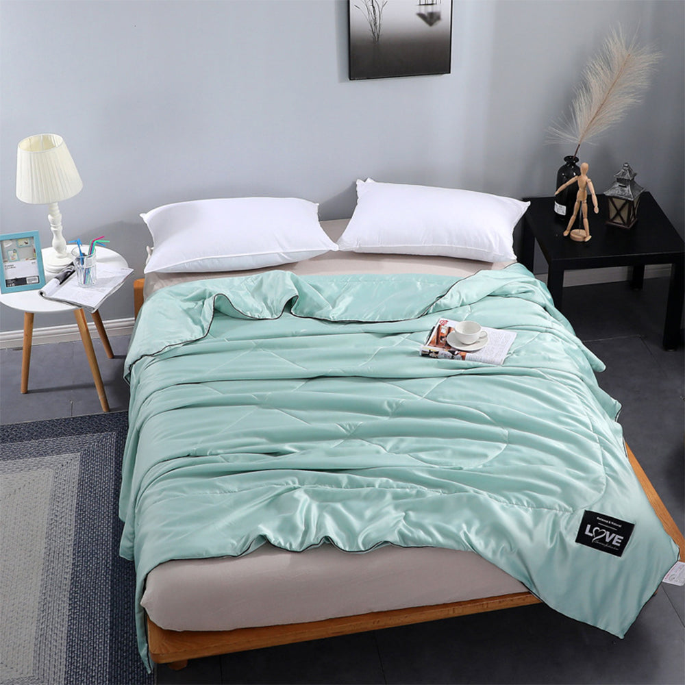 Silk Imitation Summer Cool Air Condition Quilt Washable Quilt Sky Blue