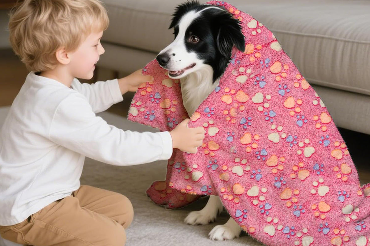 107x75cm Fluffy Fleece Dog Blanket Mat Paw Print Puppy Kitten Throw Blanket -Pink