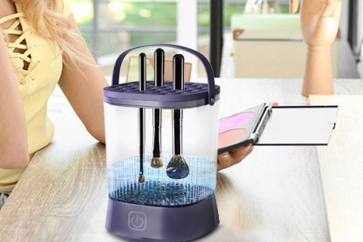 Water-Resistant Electric Makeup Brush Cleaner Automatic Brush Cleaner Dryer Tool-Purple