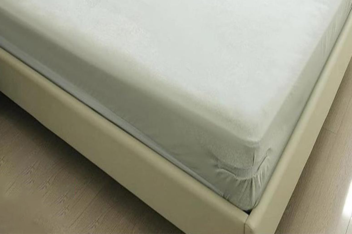 4Pcs Bed Sheet Holder with Lock Strips Secure Bed Sheets Firmly Fits All Sizes
