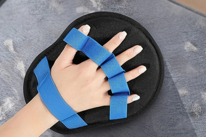 Pet Hair Removal Glove Reusable Electrostatic Grooming Mitt for Cats Dogs -Blue