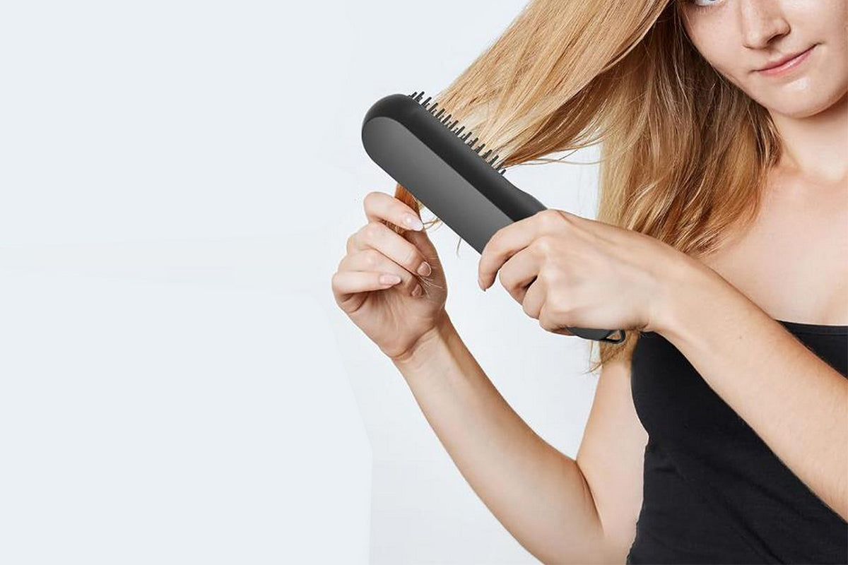 2-in-1 Ionic Hair Straightener Brush with Anti-Scald Ceramic Straightening Brush -Rose Red