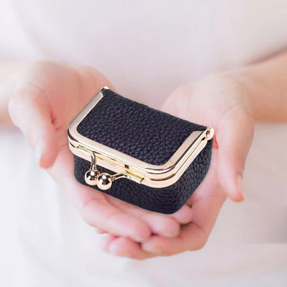 Mini Genuine Leather Jewelry Box Portable Vintage-Inspired Jewelry Case with Kiss Lock for Earring Ring Black