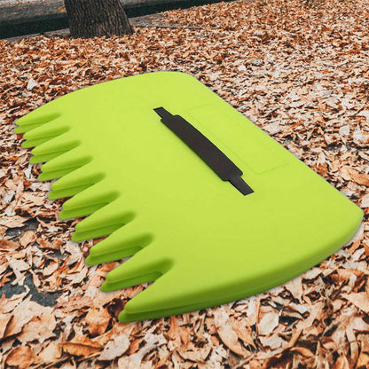 Pair of Leaf Grass Scoops Hand Pickup Garden Rakes Light Green