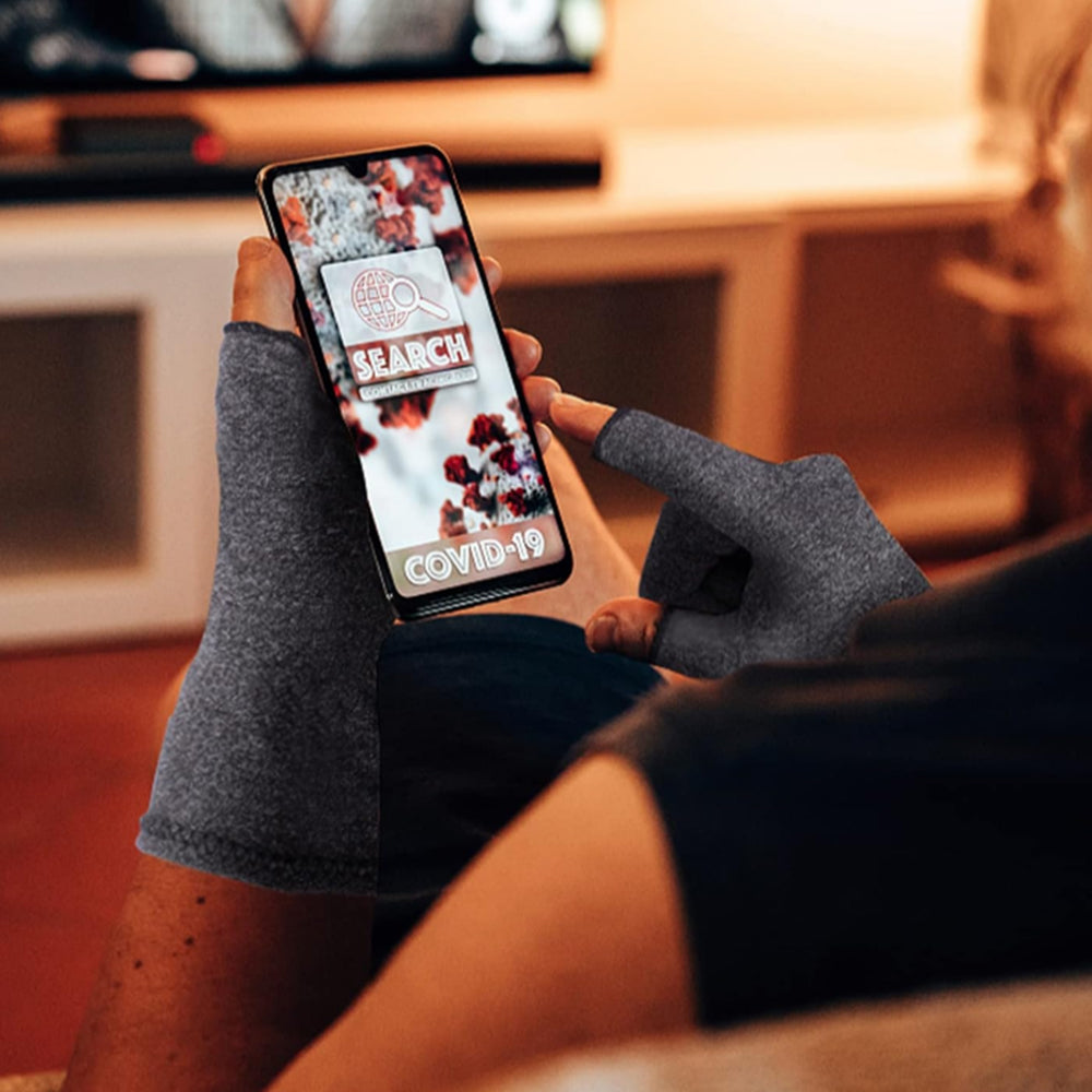 Pair of Open-Fingertip Arthritis Compression Gloves Hand Wrist Brace