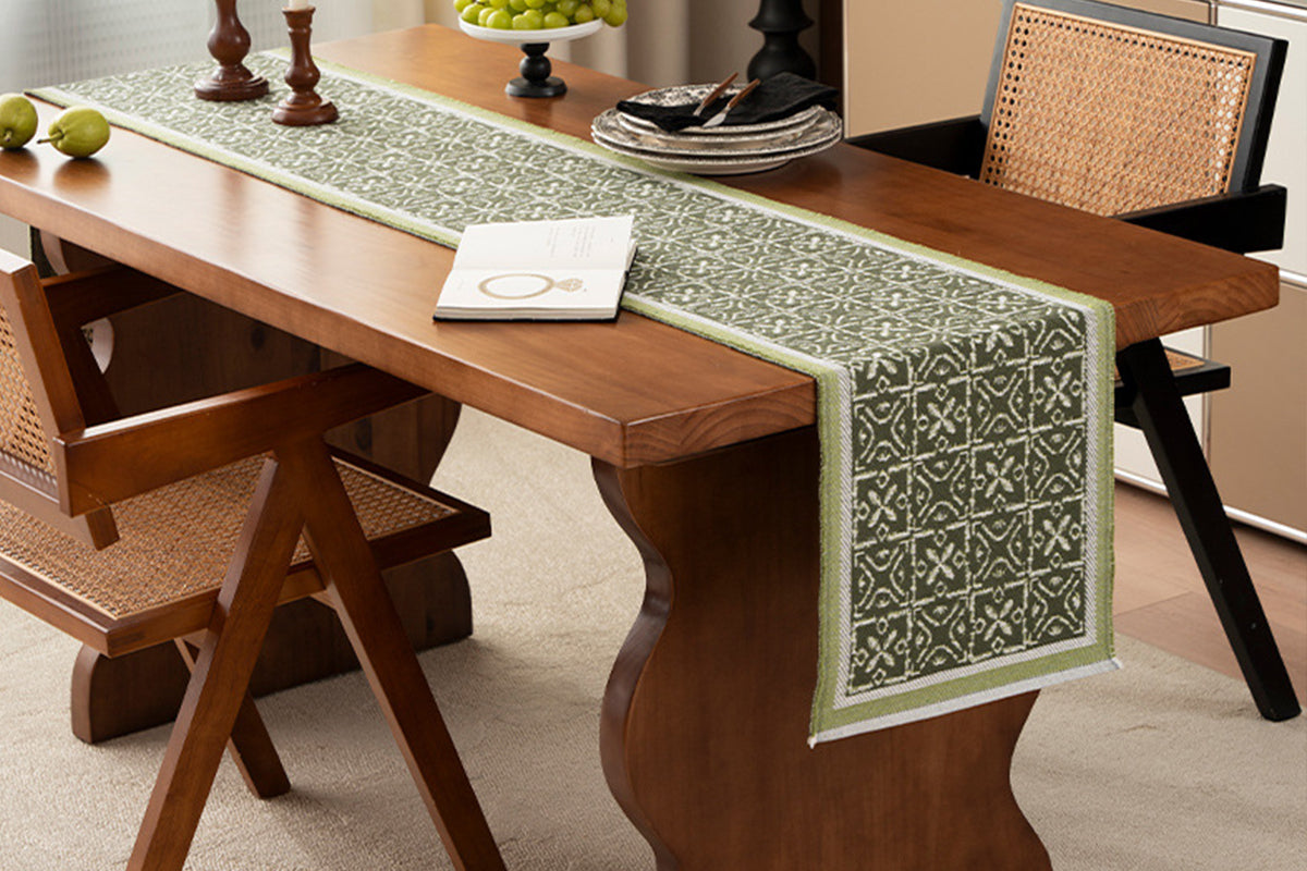Heavy Rustic Table Runner Imitation Linen Braided Macrame Table Runner -Green