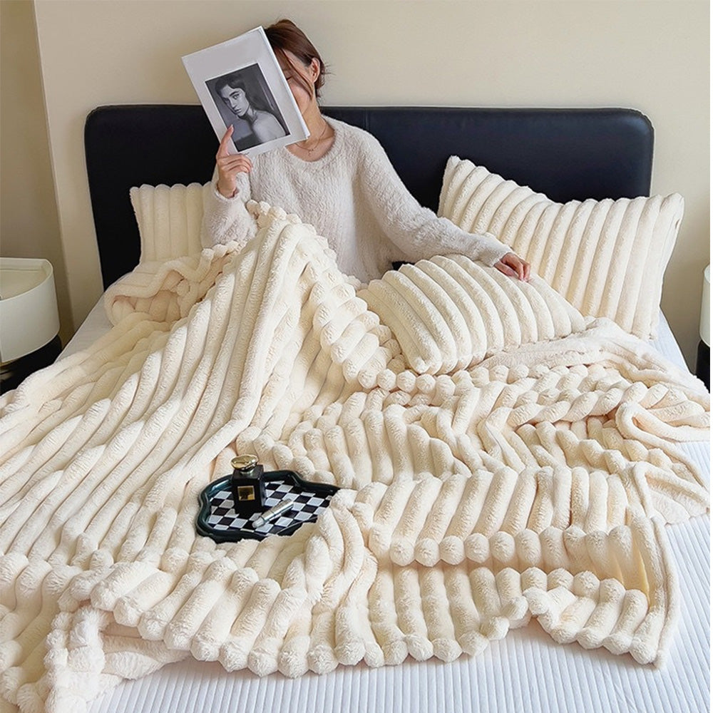 Cozy Plush Throw Blanket Fuzzy Bubble Blanket for Sofa Bedroom Living Room Beige