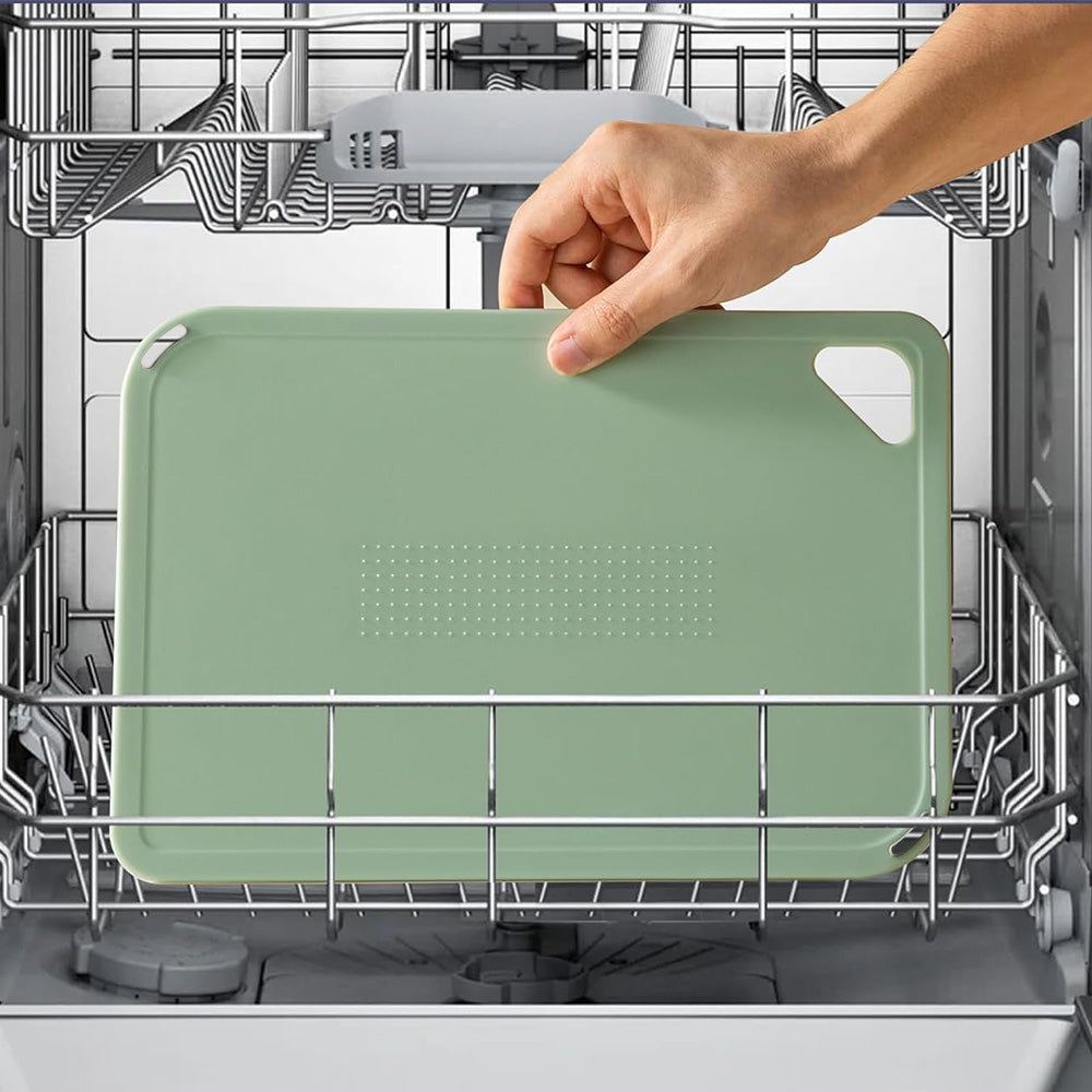 3 PCS Plastic Cutting Board Set with Hanging Loop -Green