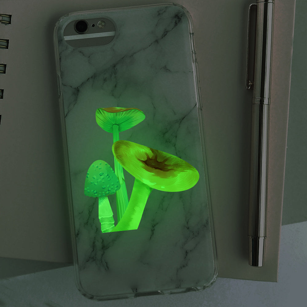 2Pcs Glow in The Dark Mushroom Wall Sticker Luminous Mushroom Light Switch Decals -Multi