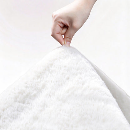 Soft Faux Rabbit Fur Rug for Bedroom Living Room and Bedside - White