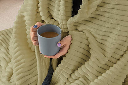 Super Soft Warm Flannel Plush Blankets Throws For Couch Sofa Bed-Green