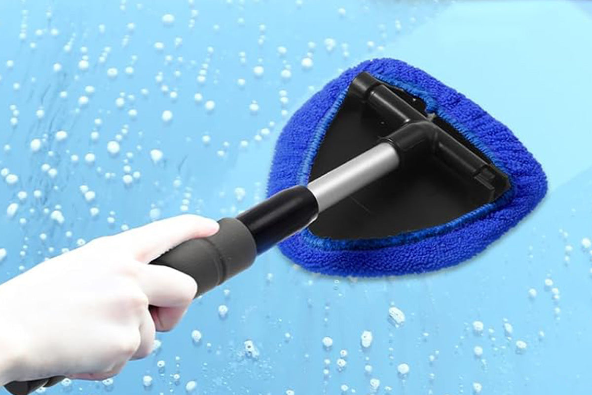 Car Window Cleaner with 4 Washable Microfiber Pads - Blue