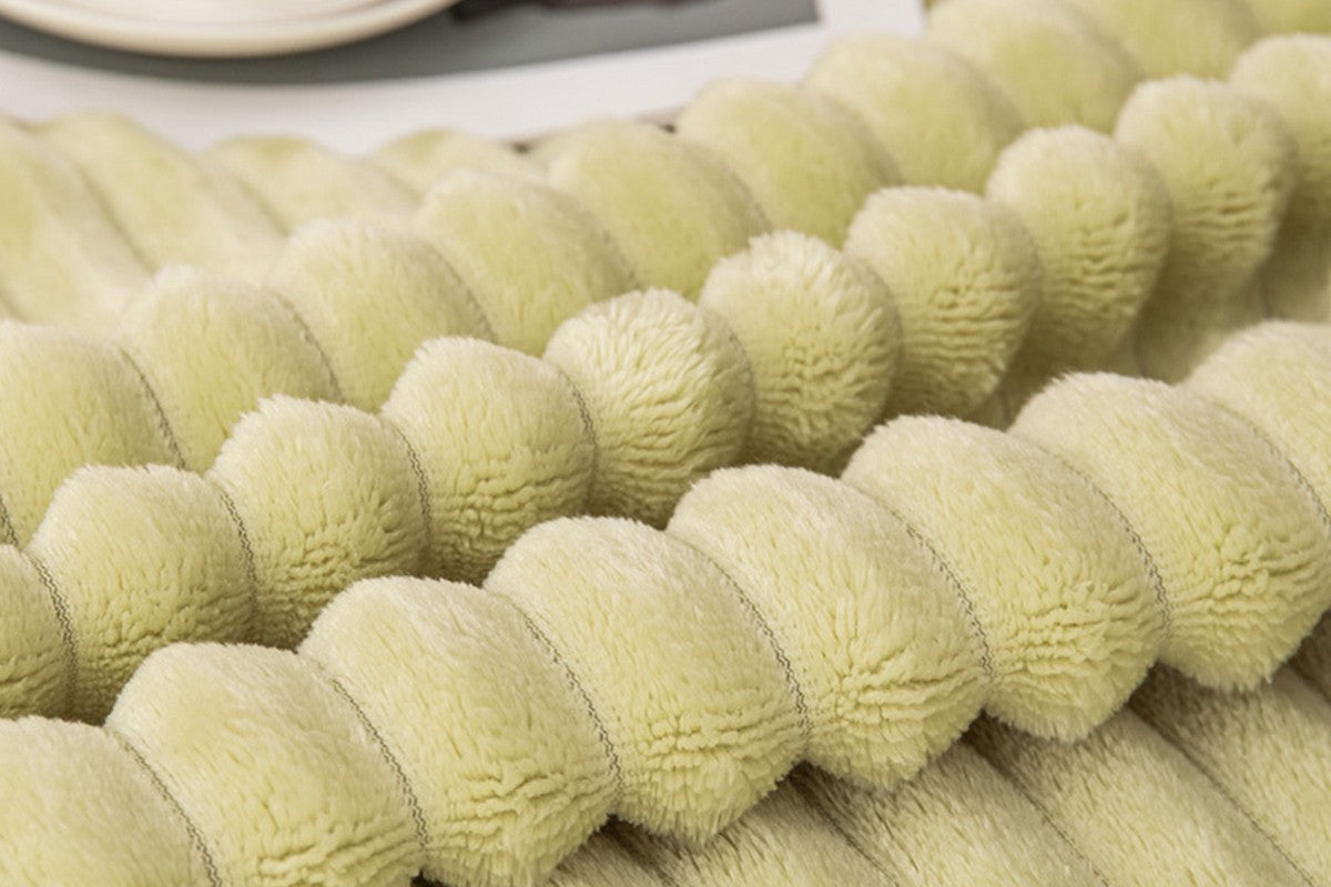 Super Soft Warm Flannel Plush Blankets Throws For Couch Sofa Bed-Green