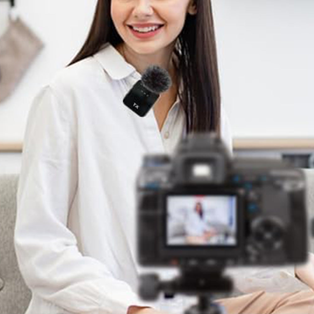 3-in-1 Wireless Lavalier Microphone 2.4G Plug and Play Mini Microphone for Recording Interview Vlogs
