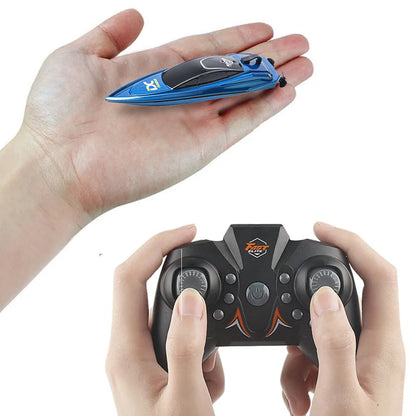 2.4GHz Remote Control Boat Toy Rechargeable Racing RC Boat Toy Blue